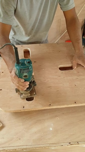 Proses Pembuatan Handle Box dan Box Speaker