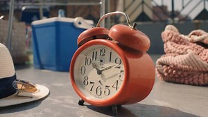 Bucură-te de soare încă de la primele raze, oriunde ai fi! Pentru un bronz de lungă durată folosește din timp protecția solară potrivită. Recomandarea noastră: NIVEA SUN Protect & Bronze: http://bit.ly/2KQ5glL | NIVEA