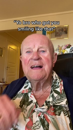Elderly Man Spreads Joy in Heartwarming Video