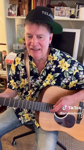 La canción de la chica sin hijos y su gato