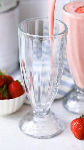 23K views · 745 reactions | Strawberry Milkshake Comment STRAWBERRY...