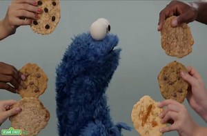 Cookie Monster covers "Call Me Maybe".