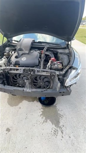 2005 Nissan Maxima Radiator Replacement