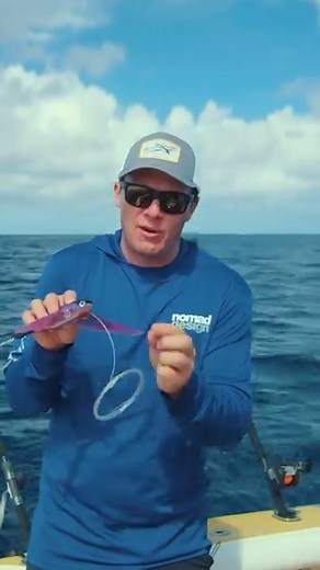 Flying Fish tips - How to rig for the conditions. ⬇ Flying Fish is a revolutionary heavy duty hybrid lure that has been designed to perfectly mimic a flying fish in both appearance and action in the water. It is extremely versatile and can be cast & trolled with a huge variety of rigging options to suit your specific style of fishing. The unique folding wing design allows the wings to fold back when cast for extra distance or when fighting big Tuna and Marlin for reduced drag through the water. 