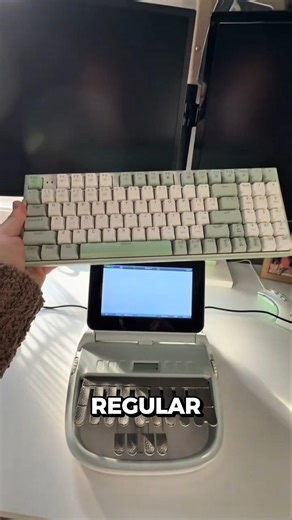Stenographic Machine 🤯