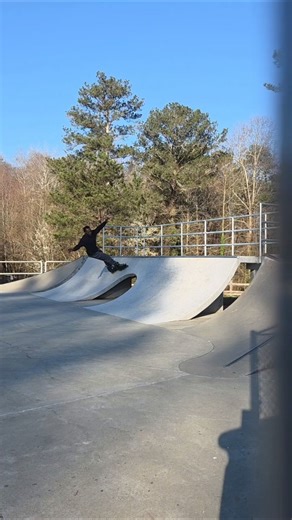 Carving the Volcano 🔥 Inline Skating Flow Session