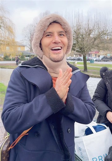 Promosi Beg Papa Dato Aliff Syukri di London