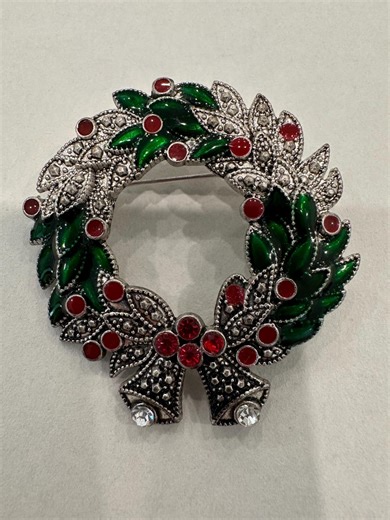 Kenneth Cole Christmas Brooch Pin Vintage Wreath Enamel Rhinestone Silver Tone - Etsy
