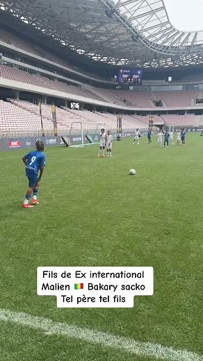 245K views · 10K reactions |  Fils de l’ex international Malien #Bakary_Sacko  Tel père tel fils #mali223info ❤️ | Mali 223 info | Facebook