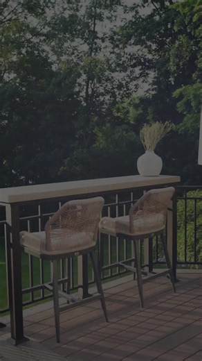 Deck Remodelers.com Inc on Instagram: "2025 was the year of big ideas & zero playing it safe… 😏🔥 Curves instead of corners. Multi-level layouts that flow seamlessly. Fire features where you least expect them. And outdoor spaces that completely redefined what outdoor living can be. These are our 11 boldest designs of 2025… the ones that pushed boundaries, turned heads, & changed the game. 👉 Check out the full breakdown & see what made these builds stand out - link in bio! #DeckRemodelers #Back