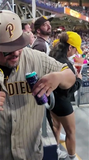 Padre Life: Padres Dominate! Score is 5-0! #shorts