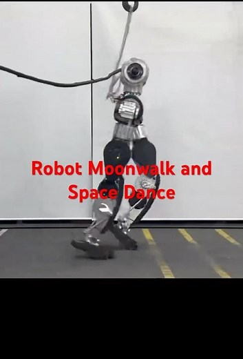 The World’s First Robot Moonwalk & Space Dance 🤖🕺 How Humanoid Robots Are Learning Balance & Motion