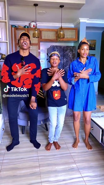 @🍇ŤÀĻĻÝ@VÏÅŅ🍒 @Jojo Karlsson Tusimbude #vypシ✌️❤️