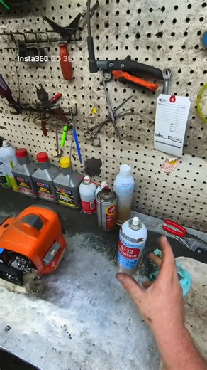 Husqvarna 322l repair #mechanic #repair #husqvarna #trimmer #smallengine #repairshop #smalltownshop #yallkeepwrenchin | Michael the small engine guy