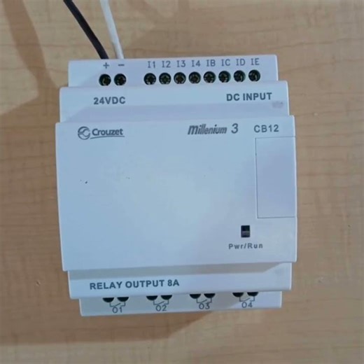 Crouzet Millenium 3 Cb 12 Logic Controller 88970021 24Vdc 8A 2,7W