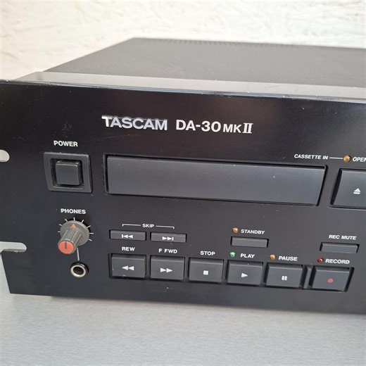 Tascam DA-30 MKII DAT Recorder: Professional Digital Audio Tape Deck - Etsy