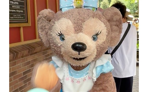 【日常迪士尼逗乐】玫玫：菲菲还能跳那么高