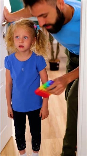 DIY Pop It sandals for foot wash 🧼🦶 #pregnancyhacks