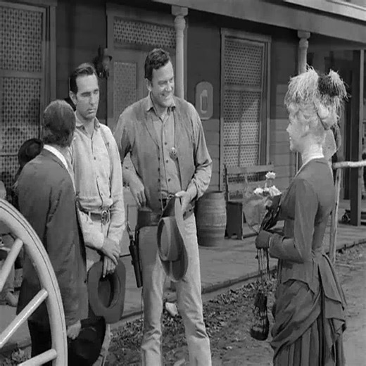 54 reactions | Gunsmoke S06E02 – The Blacksmith P4 | Kungfu In Life | Facebook