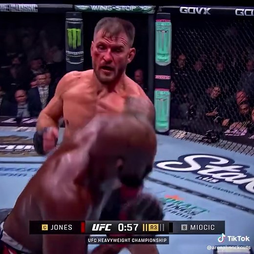Jon Jones vs Stipe Miocic: The Ultimate Battle
