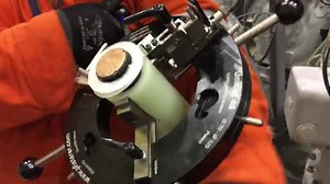 PFISTERER Unicut40 HV tool pencilling the XLPE insulating layer with fine precision. It’s a great & simple tool to get a good result. | Pfisterer Distributor for Singapore - ACECS Pte Ltd