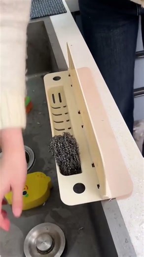 Place this suction cup splash guard next to your kitchen washbasin. #splashgurd #suctioncup #sink