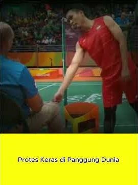 MOMEN AHSAN KESAL SAMPAI PROTES BERIKAN RAKET KE WASIT