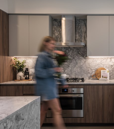 Life feels a little brighter at Nature’s Walk ✨ Surrounded by the tranquility of Pitt Meadows, these three- and four-bedroom townhomes are designed for families, connection, and everyday comfort. From pedestrian-friendly green streets to spacious yards and private garages, every detail makes it easy to call this place home. 🌿 📍 Pitt Meadows, BC Book your tour today at onni.com/natureswalk #onni #realestate #vancouverrealestate #pittmeadows | Onni Group