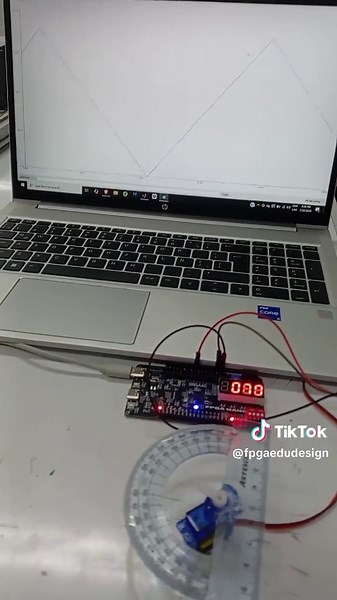 Servomotor con FPGA NANO 1k: Proyecto Mecatrónico