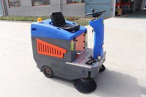 [Hot Item] Industrial Commercial Use Electric Battery Road Factory Warehouse Cleaning Machine Floor Parking Lot Rid on Street Sweeper