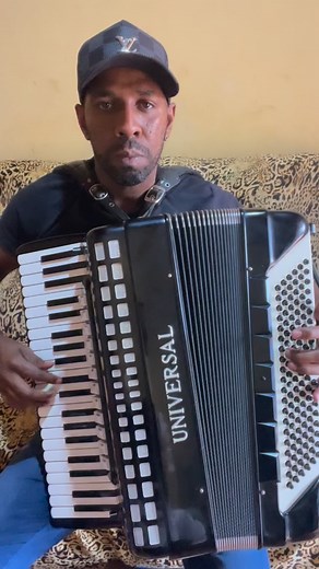 1.5K views · 681 reactions | #música #solos #modão #reels #sertanejoraiz #milhonarioejosérico #sanfoneiro 流 | Thiago da Conceição | Facebook