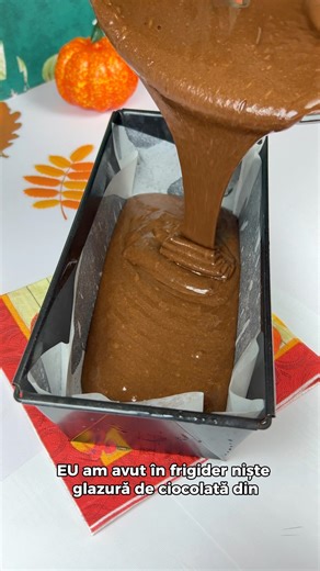 49K views · 1K reactions | Chec pufos cu ciocolata in 10 minute se prepara. Reteta 華5 oua 華putina sare 華120 gr zahar pudra 華140 gr faina 華3 linguri cacao 華1/2 plic praf de copt 華esenta de rom 華100 ml ulei 華80 ml lapte 華Se poate pune ciocolata cu alune Sau 華200 gr ciocolata 華100 gr alune 華100 ml lapte Se lasa la frigider pana se intareste sau se pune direct! | Ella Cooking | Facebook