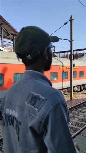 Rajdhani Express Train 😱😱 #train #rajdhaniexpress #rajdhani #shortvideo #shorts #railway