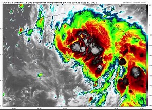 13K views · 170 reactions | Tropical Storm #IDA intensifying as it approaches Cuba. Max winds at 60mph. Min pressure at 996mb. Full breakdown — https://www.facebook.com/100044536235235/posts/388022056025666/?d=n | Meteorologist Scot Pilie' | Facebook