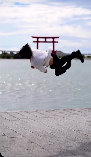 The background or this trick ⛩️🗾 #best_tricking #tricker #tricking #trick #tricks #viralvideo #foryou #fyp #trickingcombo #trickingboy #viral #viraltiktok #combo #flip #ninja #tiktok #trickinglife #famous #teakwondo #martialarts #strong