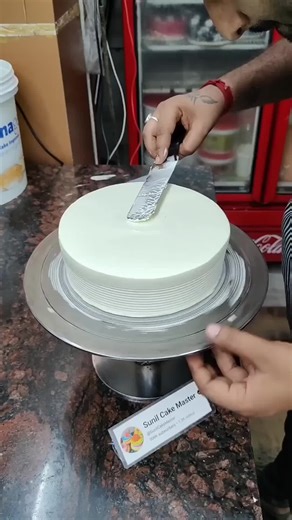 Delicious Pineapple Cake Decorating Tips