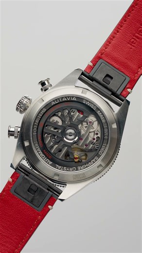 Pilot Watch or Racing Watch? Why Not Both? Tag Heuer Autavia Chronometer Flyback | SwissWatchExpo