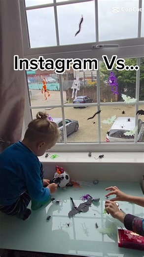 A little reminder: everything we see on social media are just the most beautiful and happiest moments of each of us. But don’t forget — they only last a few seconds. The rest of the time, we all live the same kind of normal, everyday life, full of real moments that don’t make it into videos. So, don’t compare yourselves, mamas 💛 you’re doing your best for your little ones — and that’s more than enough. 🌿#FallFun #fyp #vira #FineMotorPlay