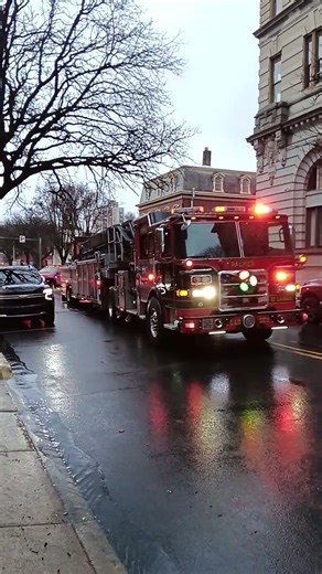 Palmer Municipal Fire Department 27 Ladder 1 and 27 Utility 1 #firefightereducation