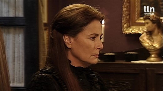 520K views · 15K reactions | Después de años de misterio, Doña Ramona finalmente revela a Ramona la verdad sobre su procedencia. Por primera vez, disipa las dudas sobre quién fue Angus O’fail y cuánto lo amó. #tlnovelas #Ramona | tlnovelas | Facebook