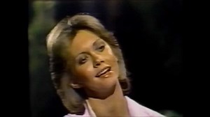 John Denver & Olivia Newton-John "Fly Away" (1975) - NetHugs.com