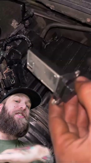 Cleaning a MAF sensor #jeeplife #offroad #jeepwrangler #4x4 #cars #car #ford #offroading #shorts