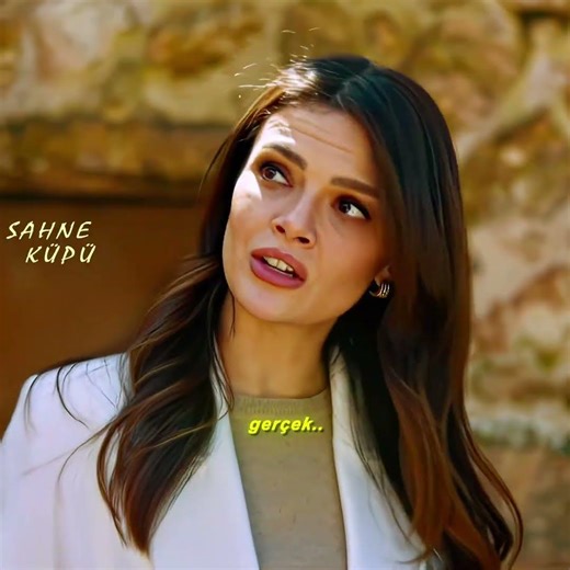Alya wouldn't die like that. You should have launched a missile! 😂 #sinemünsal #ozanakbaba #ceren...