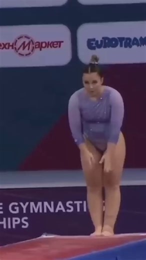 I have no words. This is simply AMAZING!!!! What class and perfection.