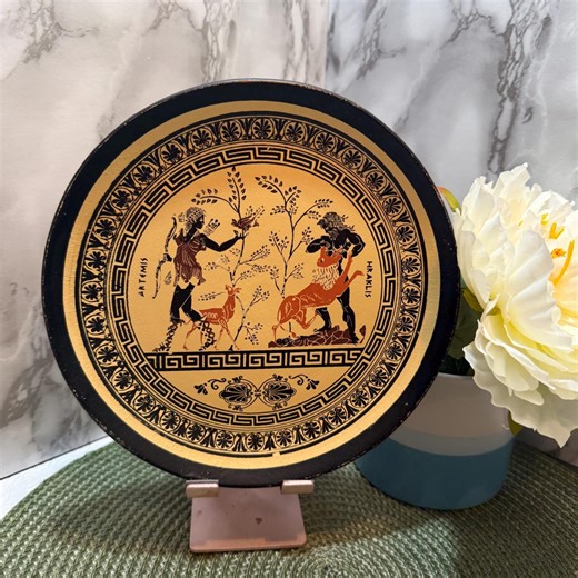 Vintage Greek Black Figure Pottery Plate Artemis Hunt Goddess and Hraklis Hercules Lion Wrestling Mythology Wall Art Decor - Etsy