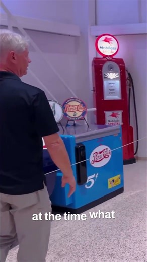 Antique Radios: A Journey Back in Time! #shorts