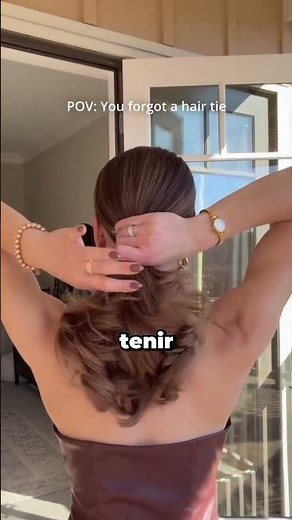 She ties her hair without a hair tie…🤯✨