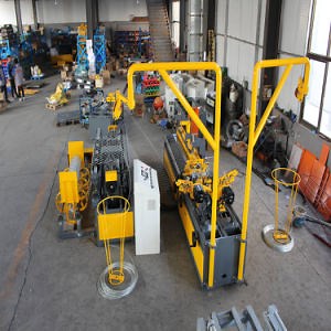 [Hot Item] Fully Automatic Double Wire Chain Link Fencing Machine Suppliers Chain Link Fence Automatic High Production Machine