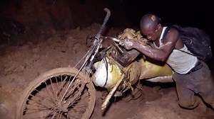 1M views · 12K reactions | Avec son frère il pousse son vélo depuis 3 jours | DAM Express | Facebook