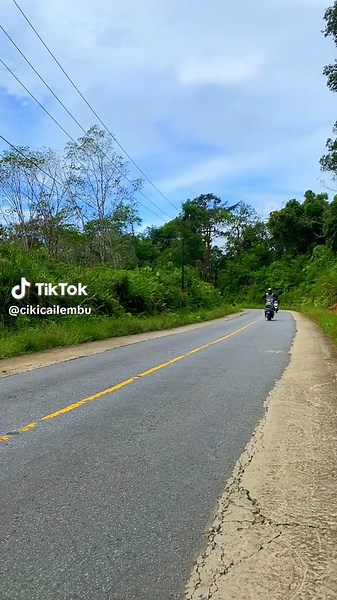 Exploring Vespa Tours in Indonesia